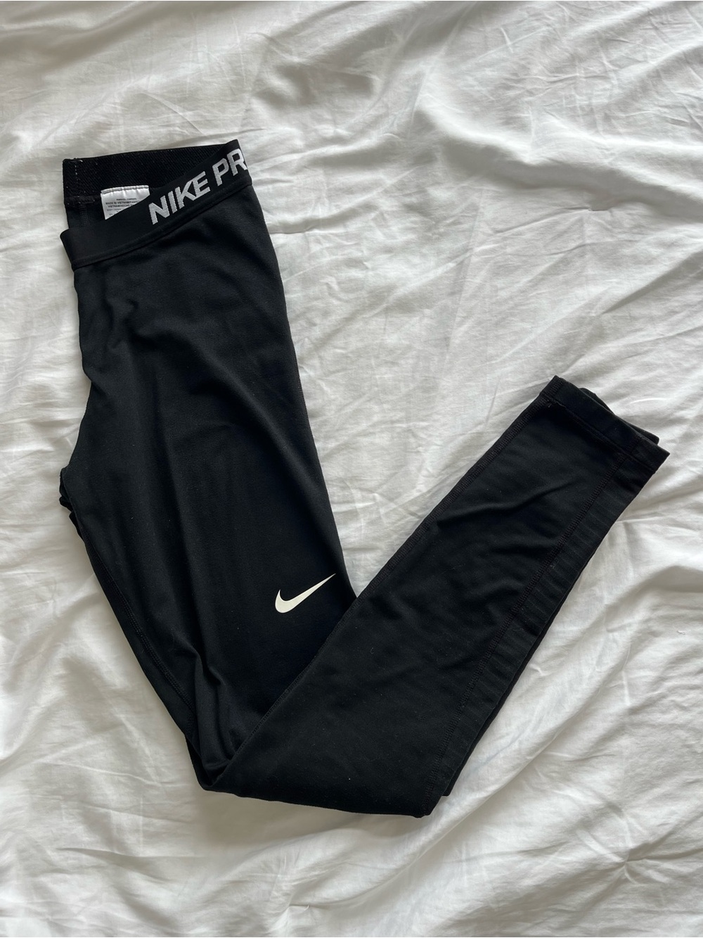 Nike Pro Dri-FIT 7/8 Leggings Black Mesh Stripe Detail Size M Mid-Rise Running